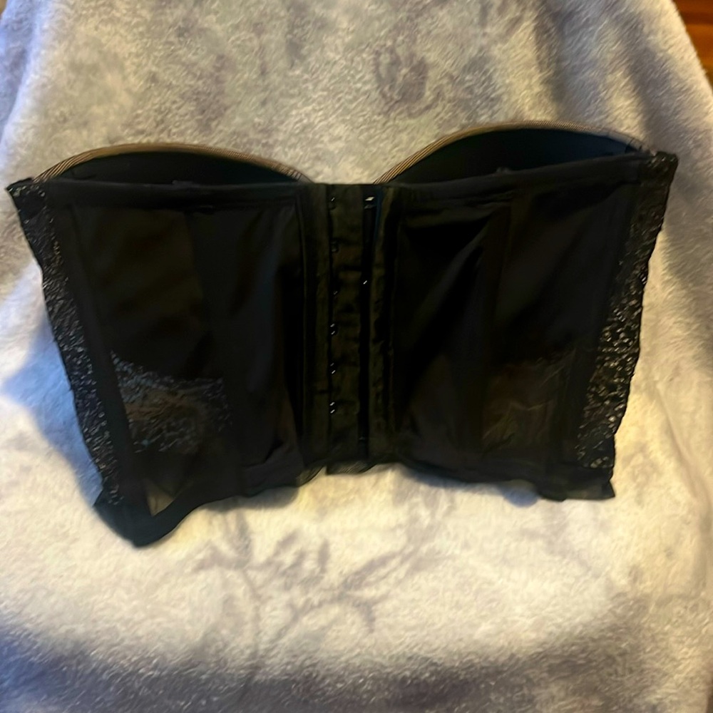 For woman bra black and cream size 32d used once